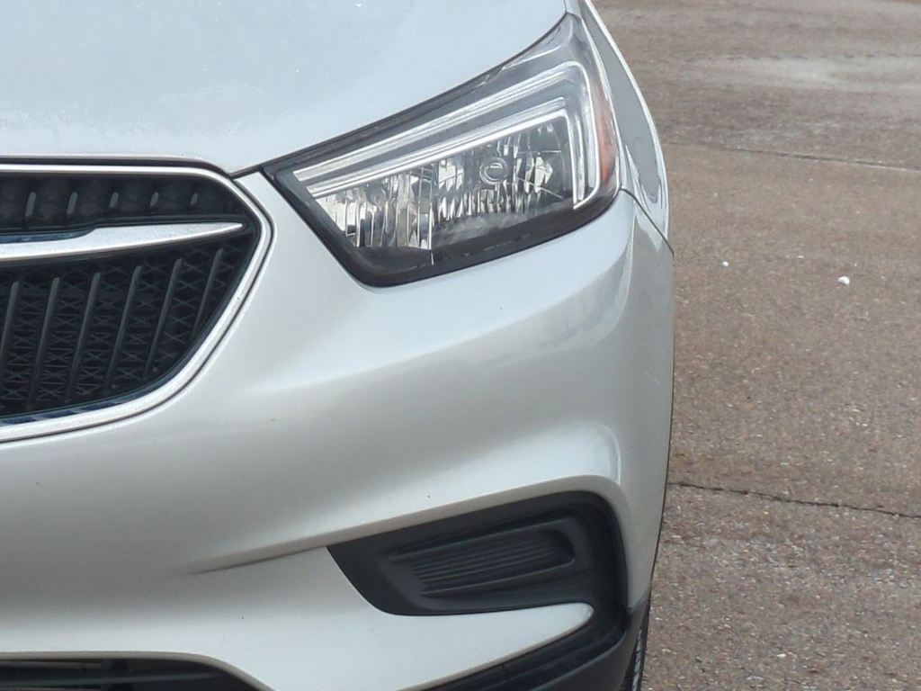 Thumbnail: 2020 Buick Encore - 23