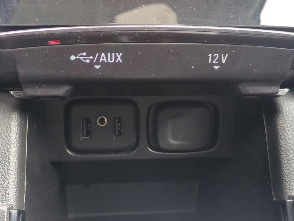 Thumbnail: 2020 Buick Encore - 32