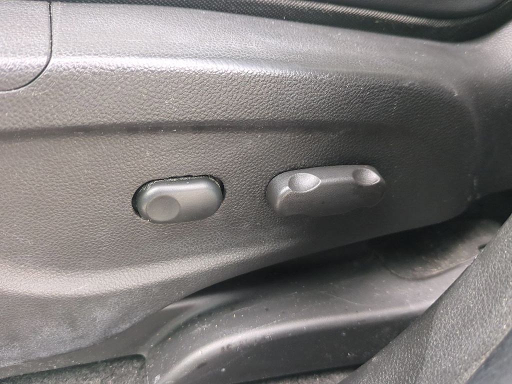 Thumbnail: 2020 Buick Encore - 25