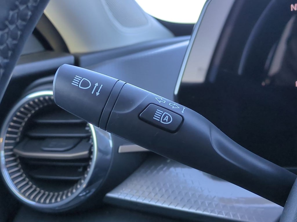 Thumbnail: 2024 Chevrolet Trax - 33