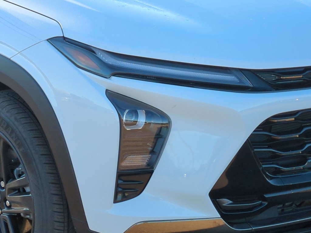 Thumbnail: 2024 Chevrolet Trax - 24