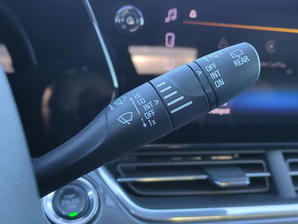 Thumbnail: 2024 Chevrolet Trax - 16