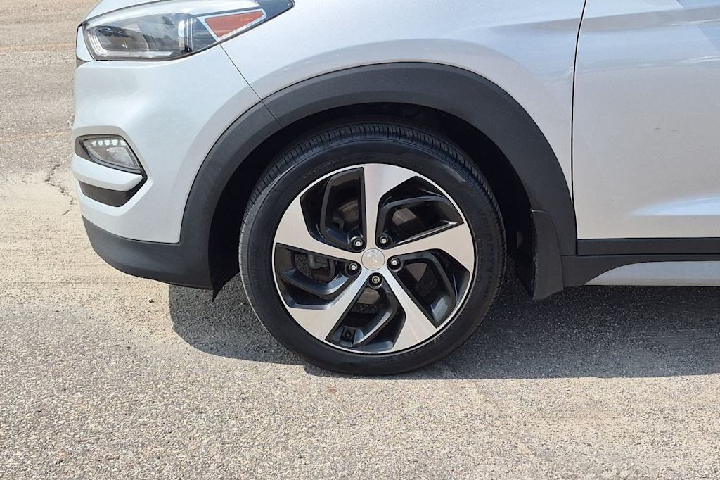Thumbnail: 2018 Hyundai Tucson - 8