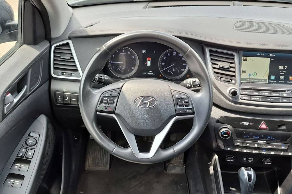 Thumbnail: 2016 Hyundai Tucson - 14