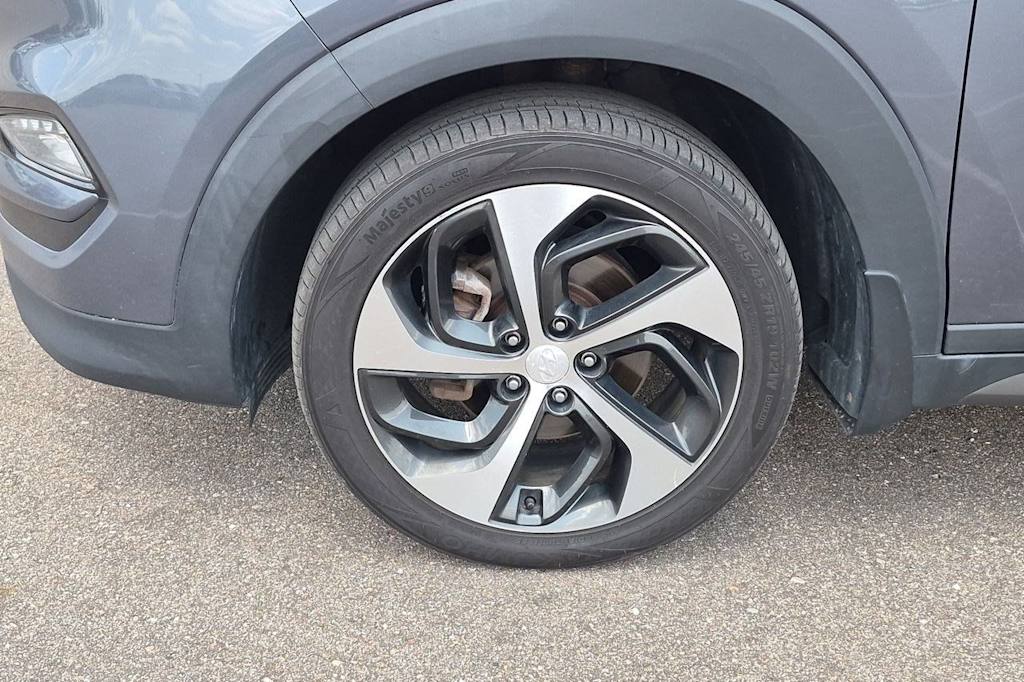 Thumbnail: 2016 Hyundai Tucson - 8