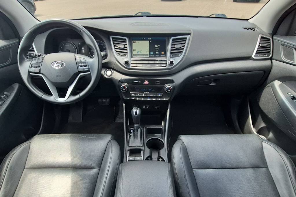 Thumbnail: 2016 Hyundai Tucson - 10