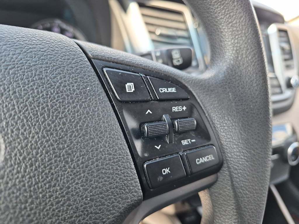 Thumbnail: 2017 Hyundai Tucson - 30