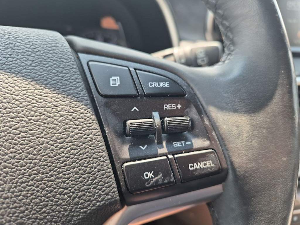 Thumbnail: 2020 Hyundai Tucson - 30