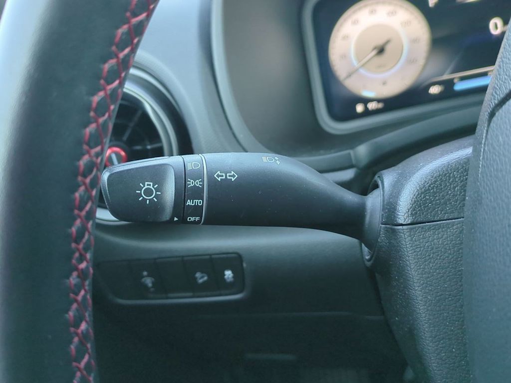 Thumbnail: 2023 Hyundai Kona - 32