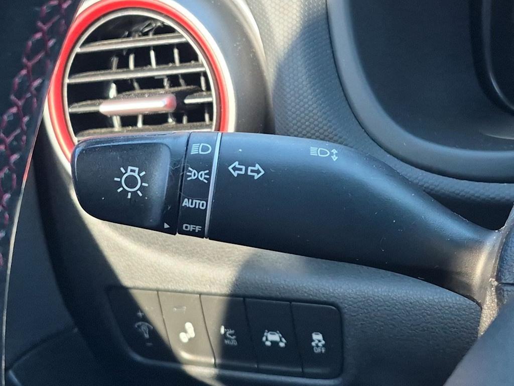 Thumbnail: 2019 Hyundai Kona - 32