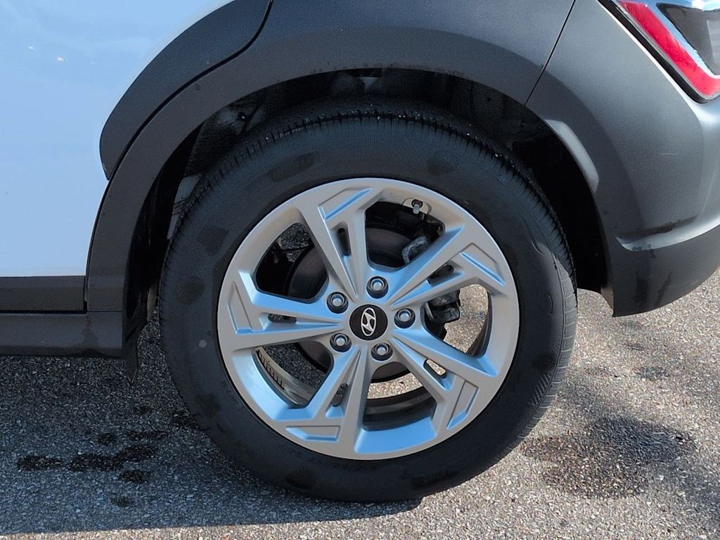 Thumbnail: 2023 Hyundai Kona - 5