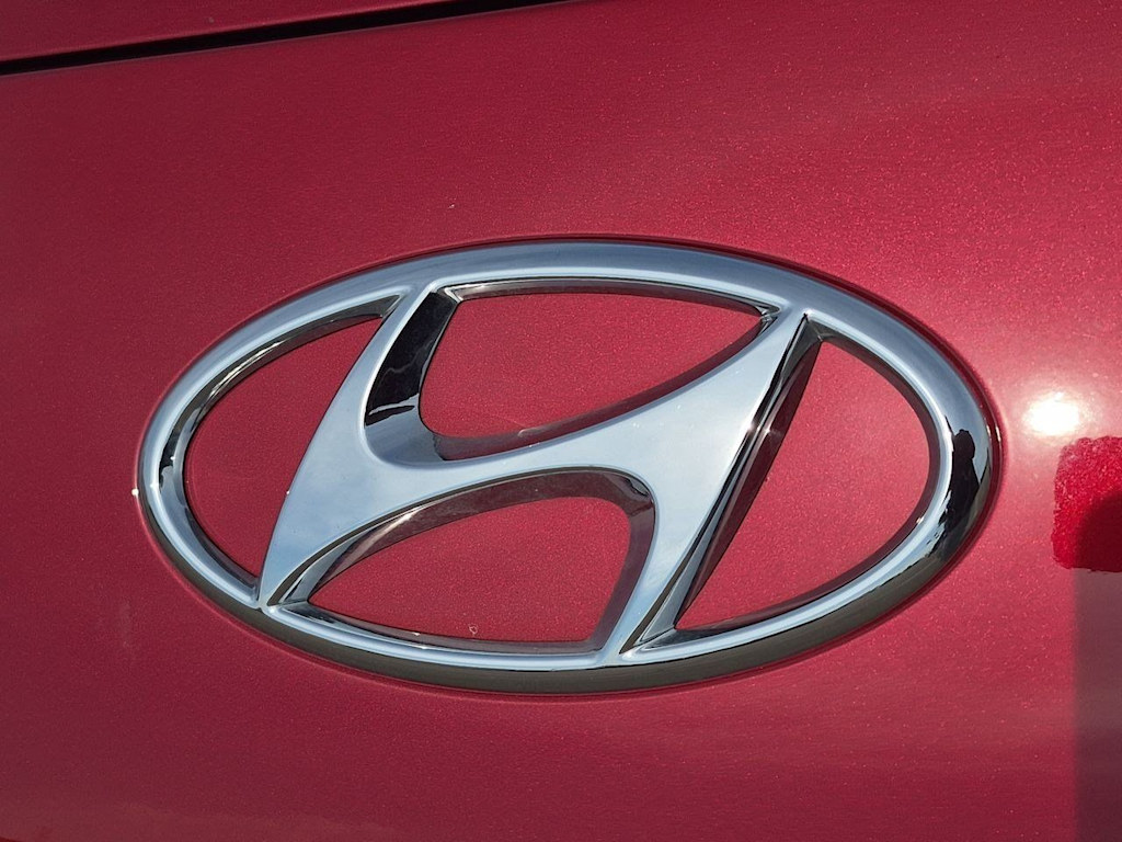 Thumbnail: 2023 Hyundai Kona - 18