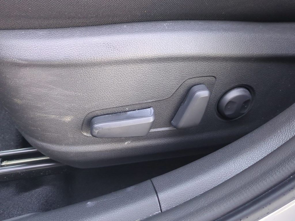 Thumbnail: 2023 Hyundai Kona - 24