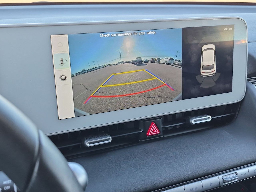 Thumbnail: 2023 Hyundai Ioniq 5 - 33