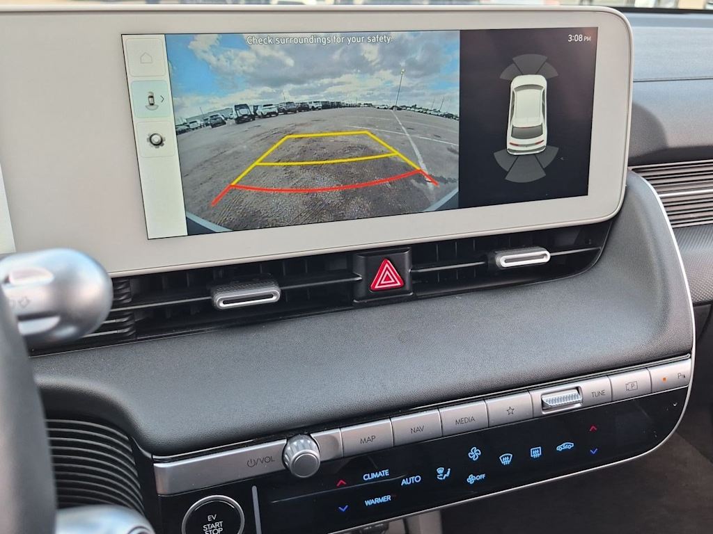 Thumbnail: 2023 Hyundai Ioniq 5 - 32