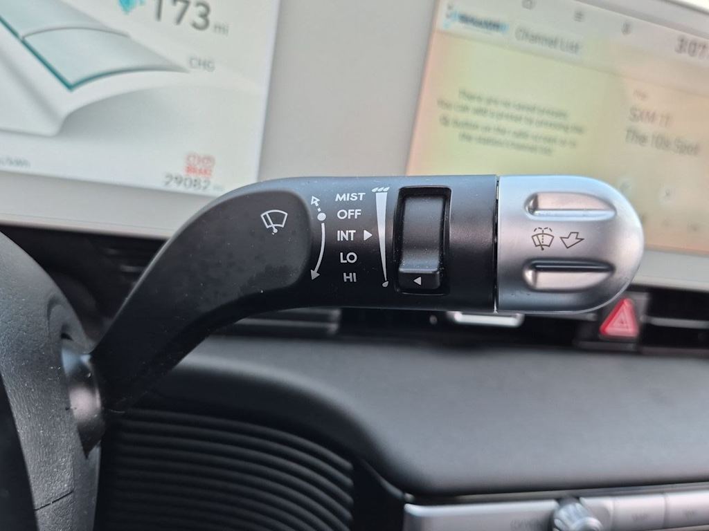 Thumbnail: 2023 Hyundai Ioniq 5 - 30