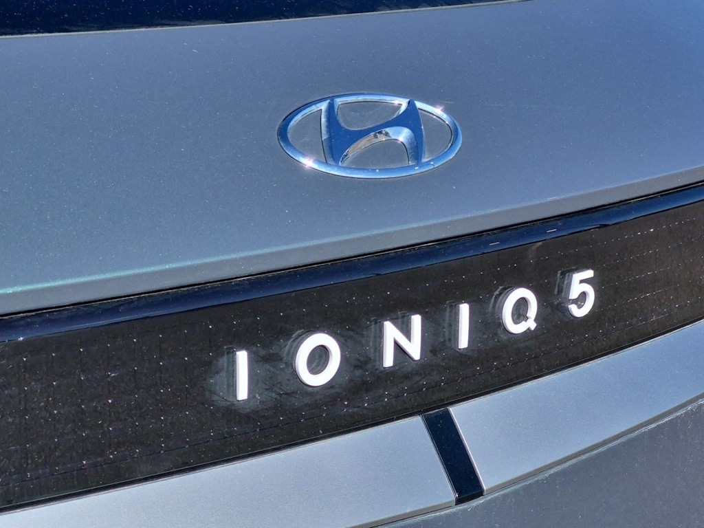 Thumbnail: 2024 Hyundai Ioniq 5 - 22