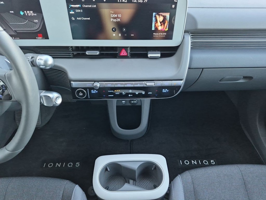 Thumbnail: 2024 Hyundai Ioniq 5 - 13