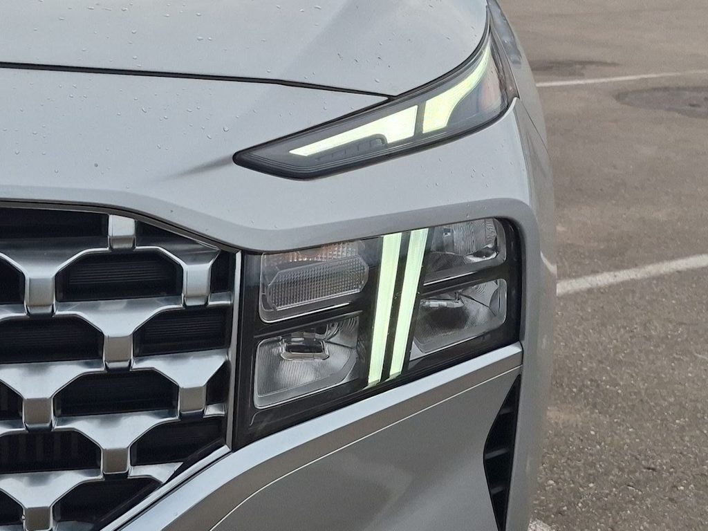 Thumbnail: 2022 Hyundai Santa Fe - 7