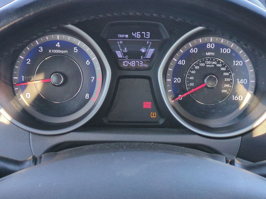 Thumbnail: 2016 Hyundai Elantra - 16