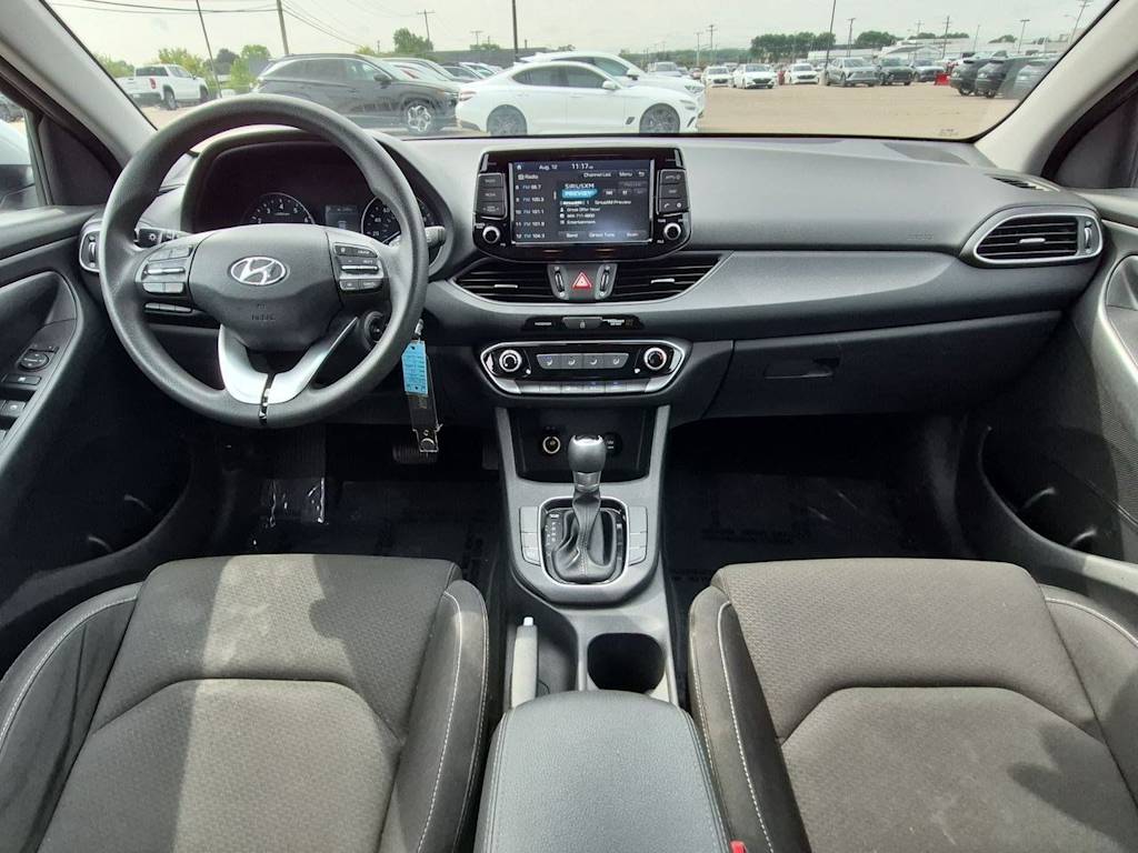 Thumbnail: 2018 Hyundai Elantra - 10