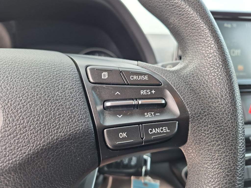 Thumbnail: 2018 Hyundai Elantra - 30
