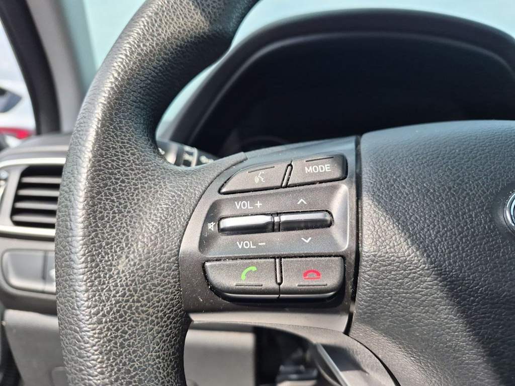 Thumbnail: 2018 Hyundai Elantra - 29