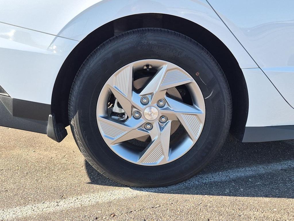 Thumbnail: 2026 Hyundai Sonata - 8