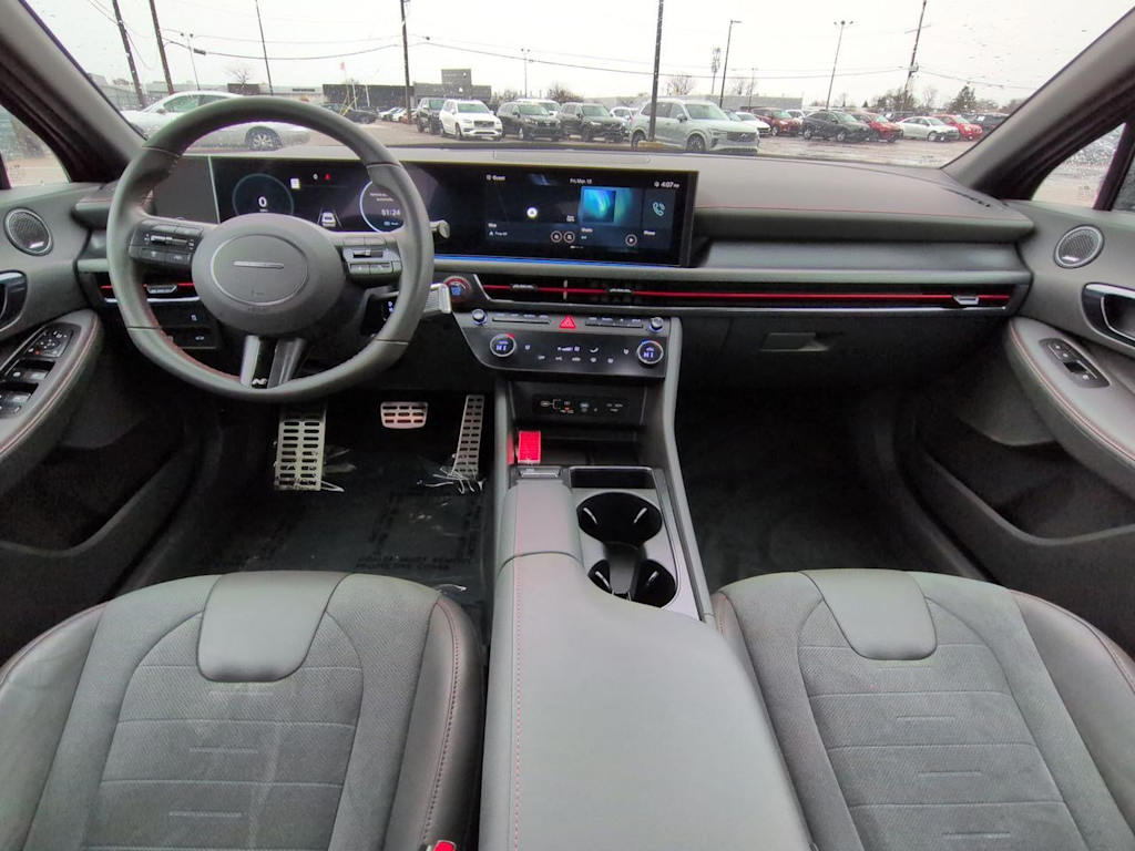 Thumbnail: 2025 Hyundai Sonata - 10