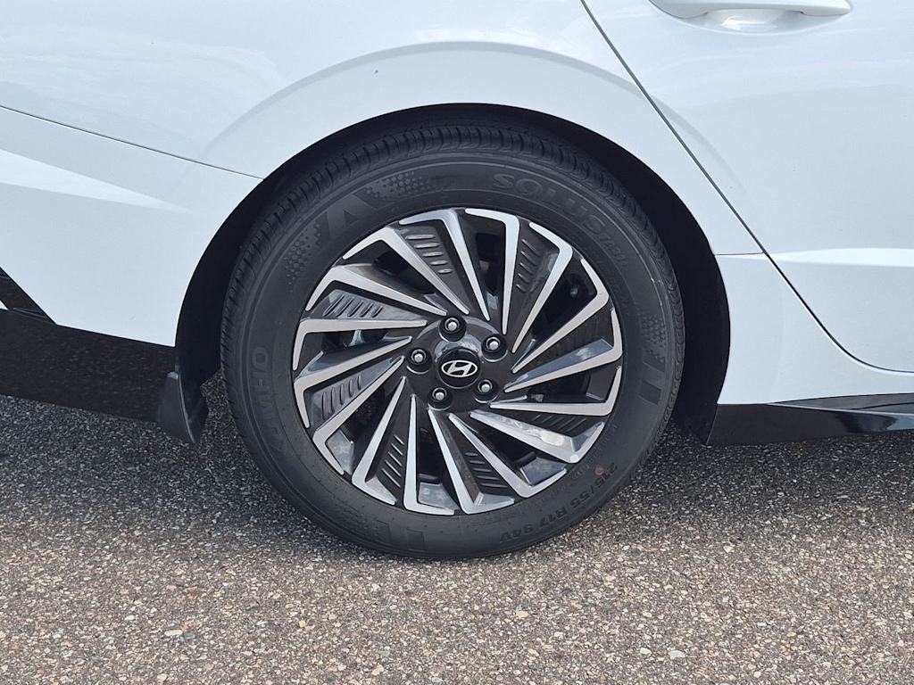 Thumbnail: 2026 Hyundai Sonata - 7