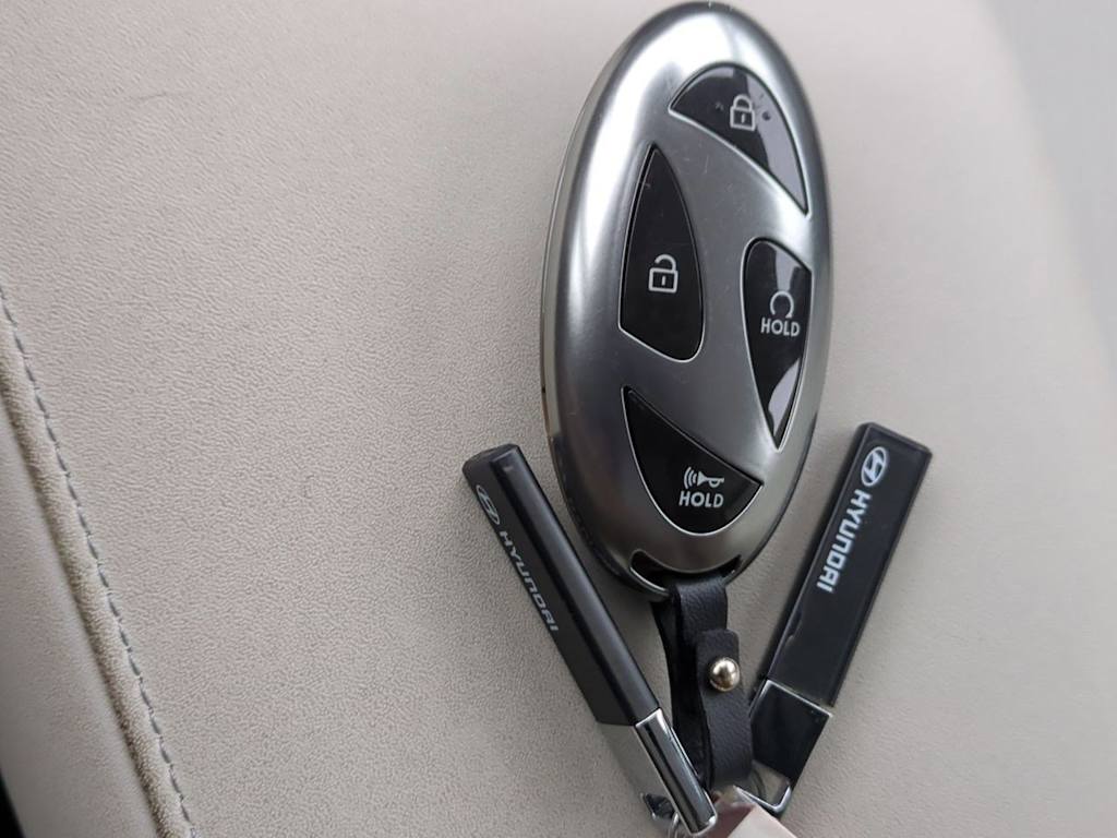 Thumbnail: 2024 Hyundai Sonata - 16