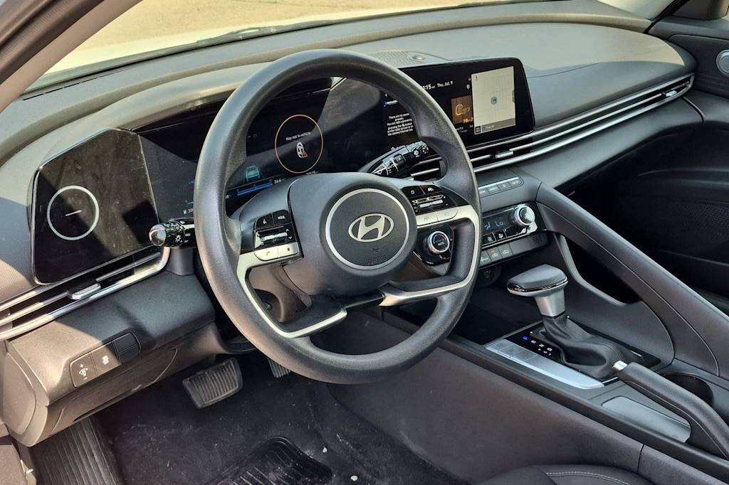 Thumbnail: 2024 Hyundai Elantra - 2