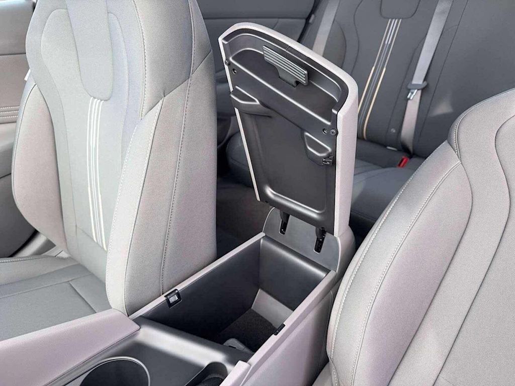 Thumbnail: 2026 Hyundai Elantra - 7