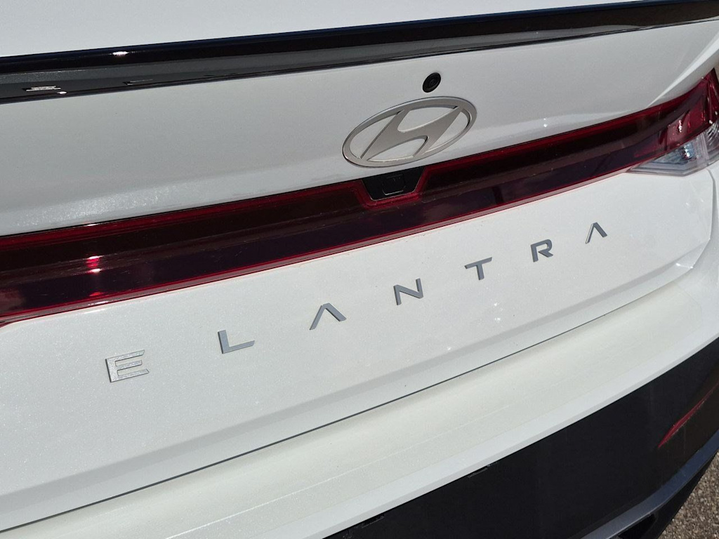 Thumbnail: 2026 Hyundai Elantra - 25