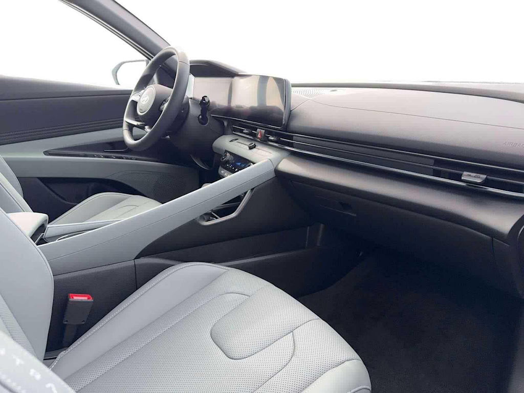 Thumbnail: 2026 Hyundai Elantra - 9