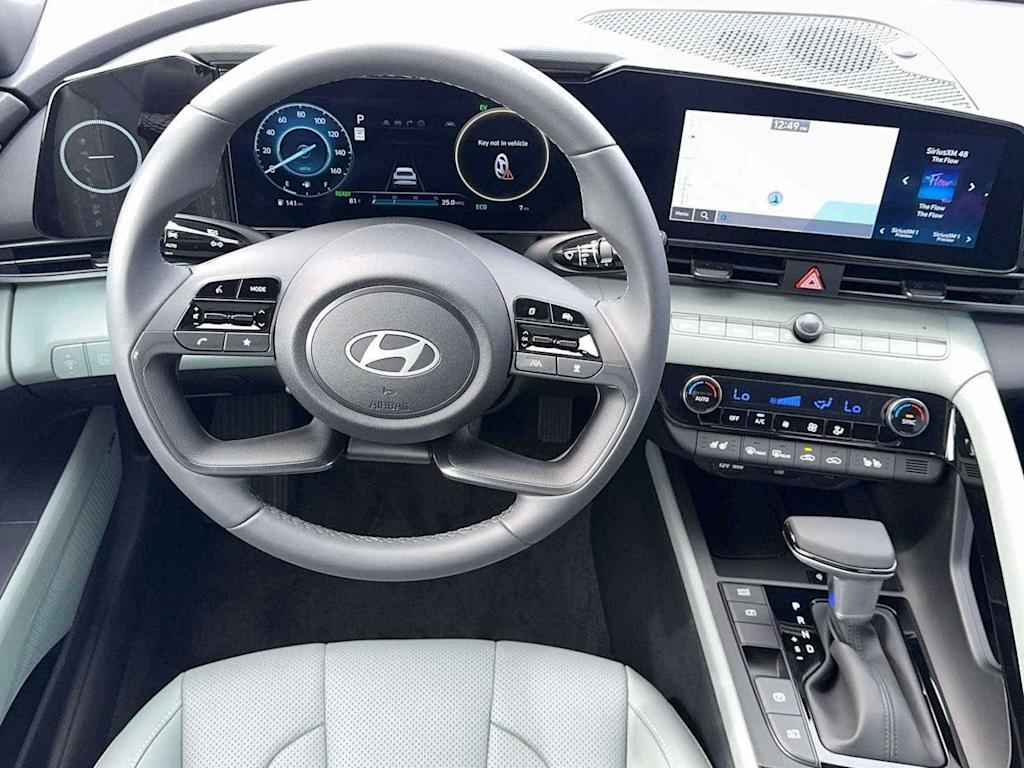 Thumbnail: 2026 Hyundai Elantra - 10