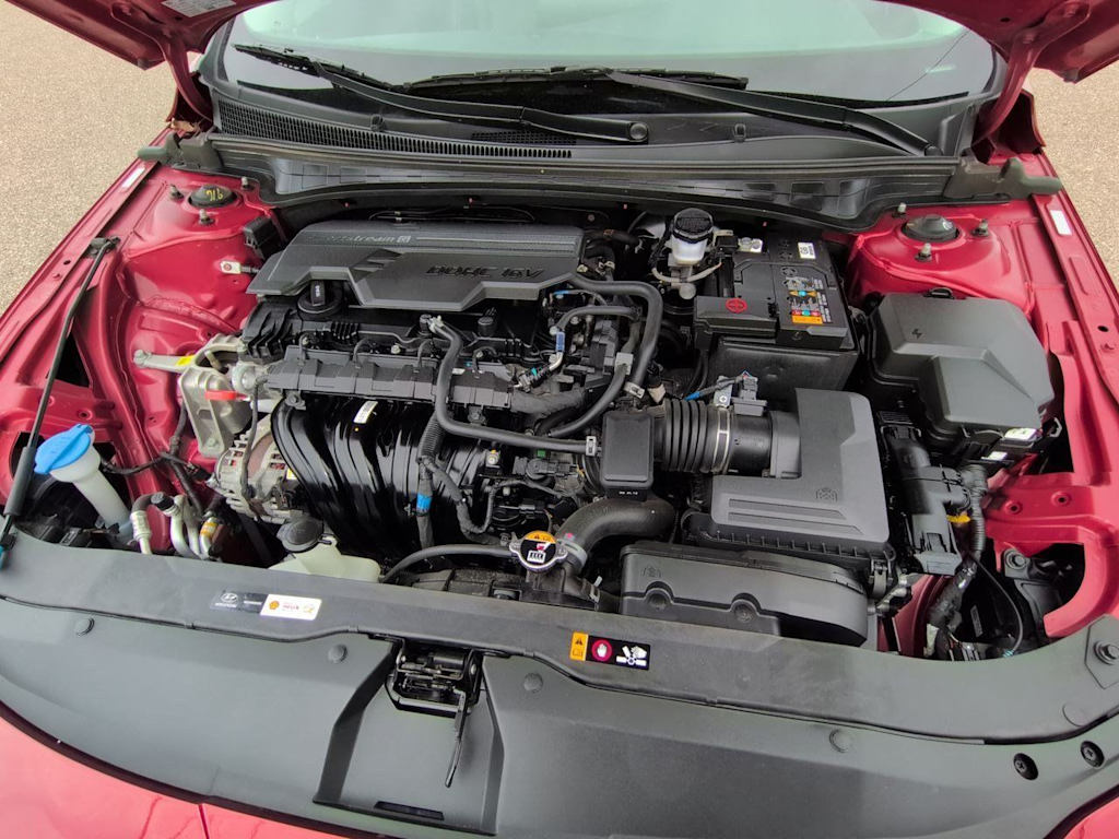 Thumbnail: 2024 Hyundai Elantra - 9