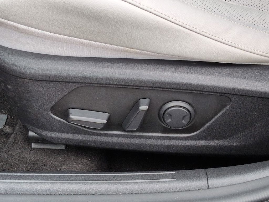 Thumbnail: 2024 Hyundai Elantra - 27