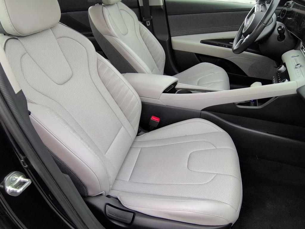 Thumbnail: 2024 Hyundai Elantra - 29