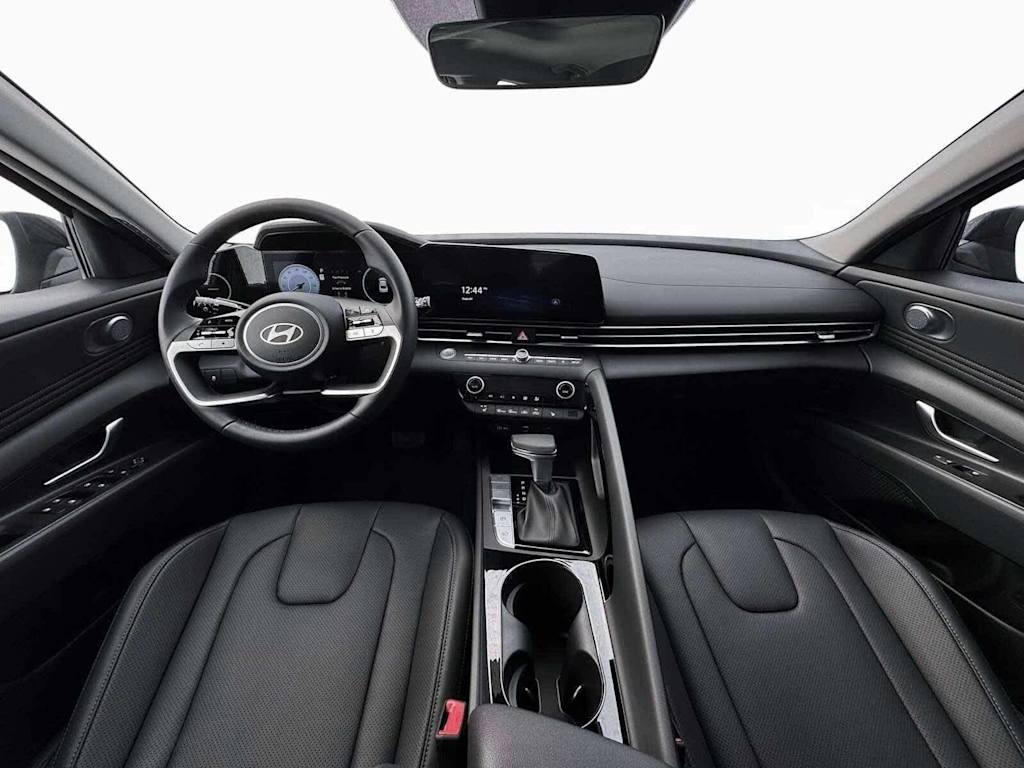Thumbnail: 2026 Hyundai Elantra - 2