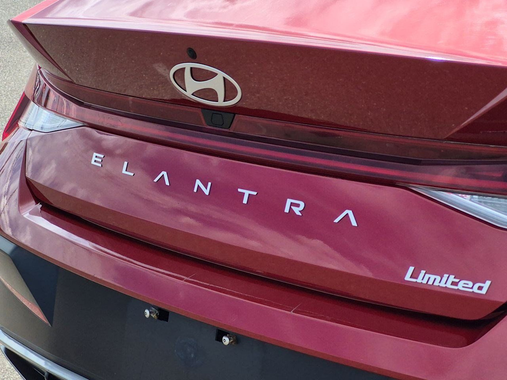 Thumbnail: 2025 Hyundai Elantra - 7