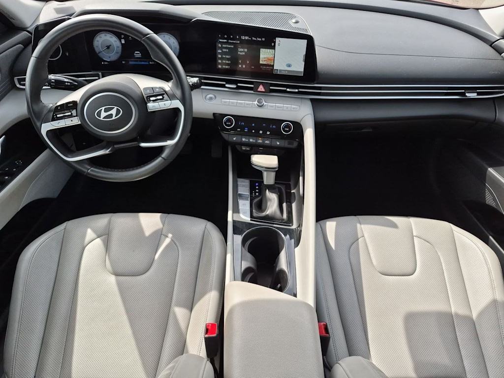 Thumbnail: 2025 Hyundai Elantra - 10