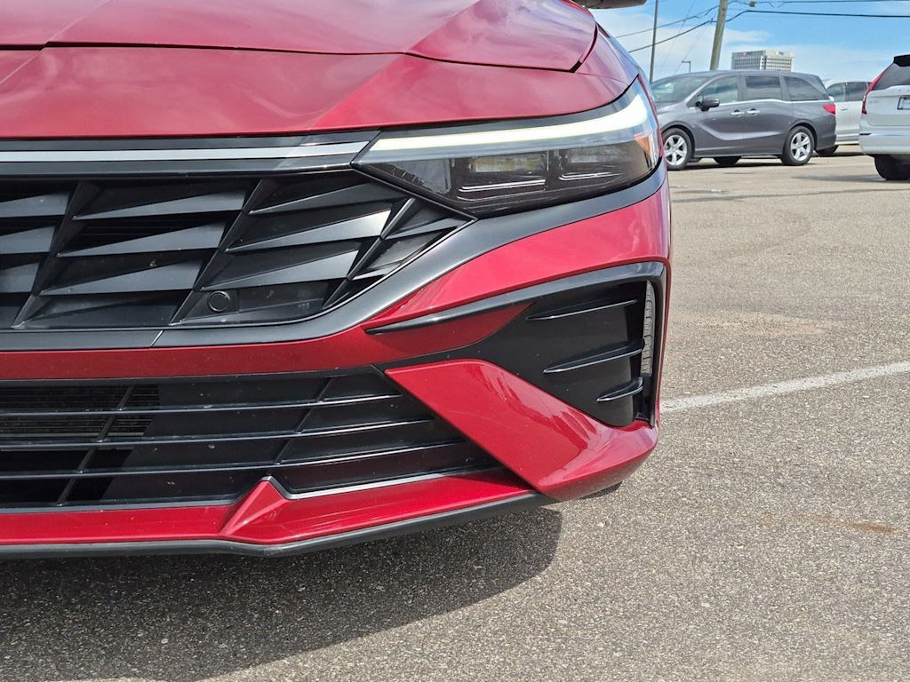 Thumbnail: 2025 Hyundai Elantra - 25