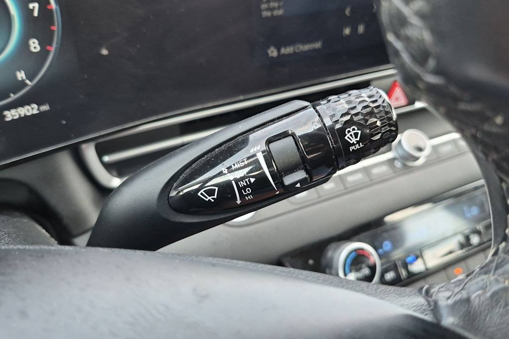 Thumbnail: 2023 Hyundai Elantra - 7