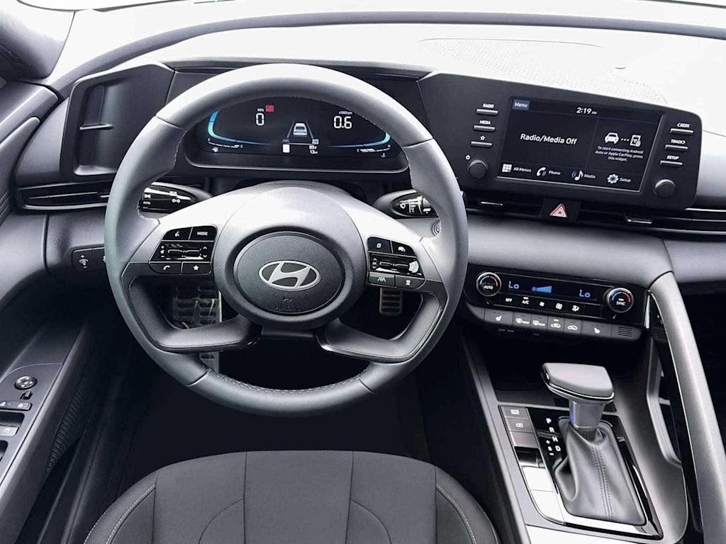 Thumbnail: 2026 Hyundai Elantra - 10