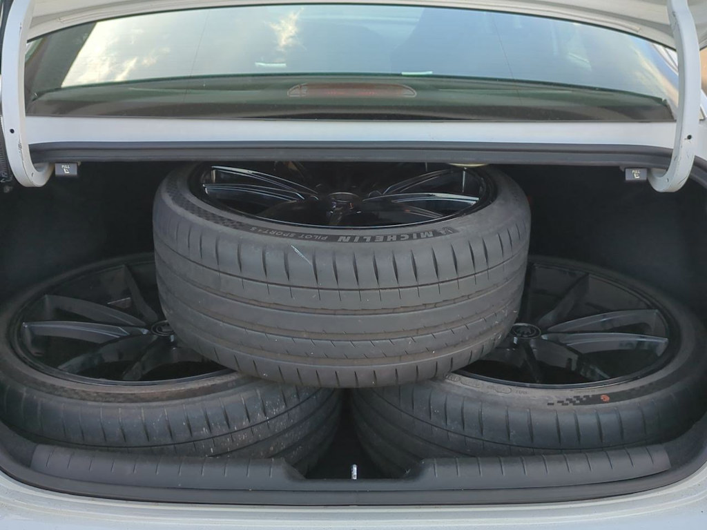 Thumbnail: 2022 Hyundai Elantra - 16