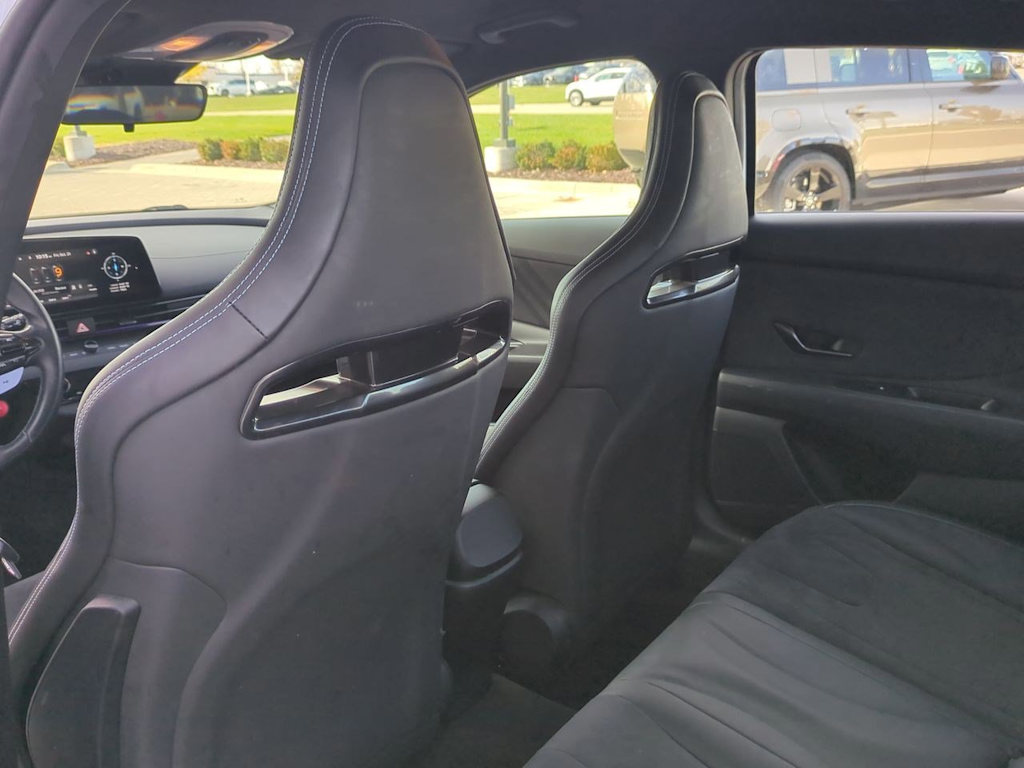 Thumbnail: 2022 Hyundai Elantra - 11