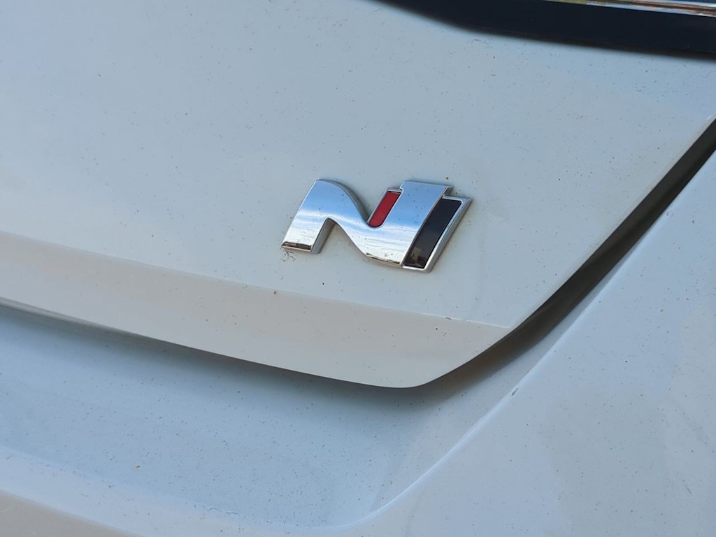 Thumbnail: 2022 Hyundai Elantra - 6