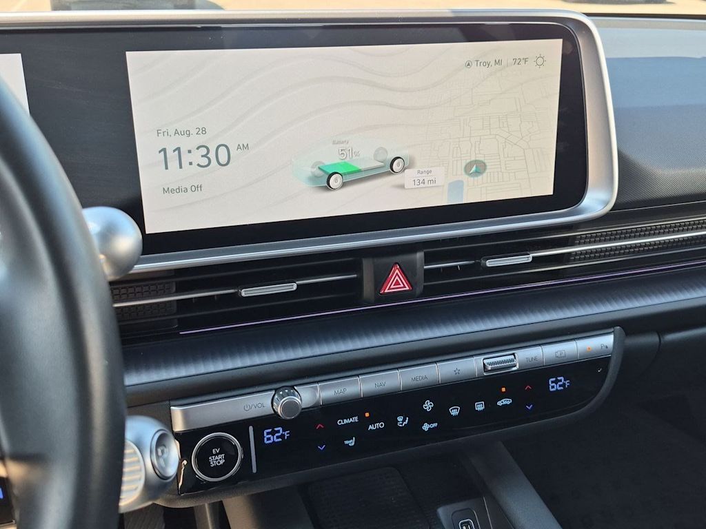 Thumbnail: 2024 Hyundai Ioniq 6 - 30