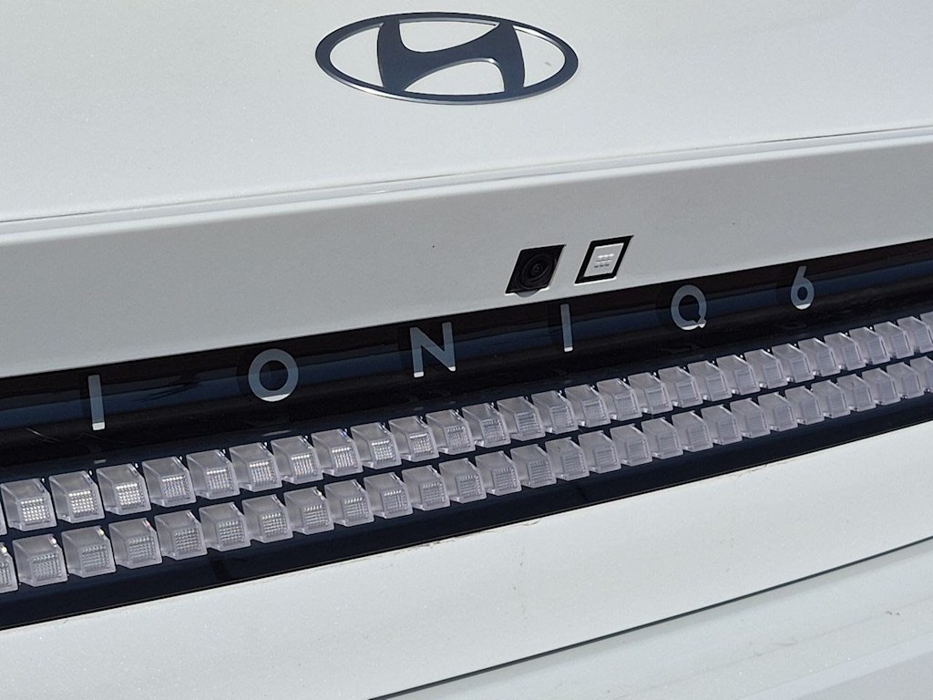 Thumbnail: 2024 Hyundai Ioniq 6 - 24